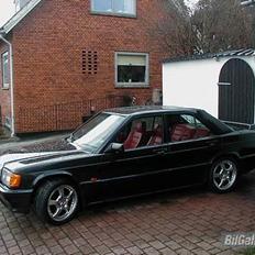 Mercedes Benz 190E 2,3-16
