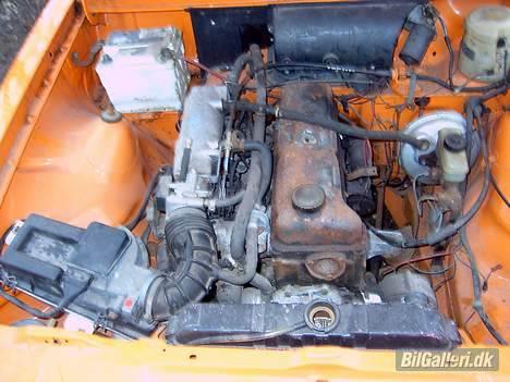 Opel kadett c coupe 2.o  SOLGT - 2.o e strømfordeler var pillet ud så har ikke haft den startet endnu billede 8