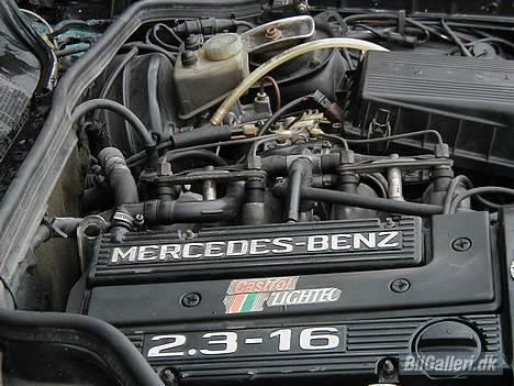 Mercedes Benz 190E 2,3-16 billede 6