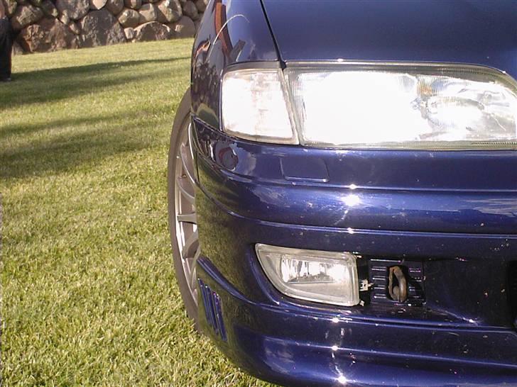 Nissan Primera SE - 3/8 07... XENON billede 1