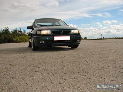 Opel Vectra A (Solgt) billede 7