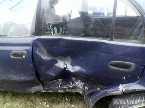 Toyota Carina E -- >>DØD<<-- billede 13