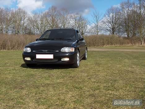 Ford Escort 1,8i  Monaco Solgt - Nyt billede med sommer fælge ;) billede 12