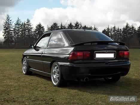 Ford Escort 1,8i  Monaco Solgt - Nyt billede med sommer fælge ;) billede 14