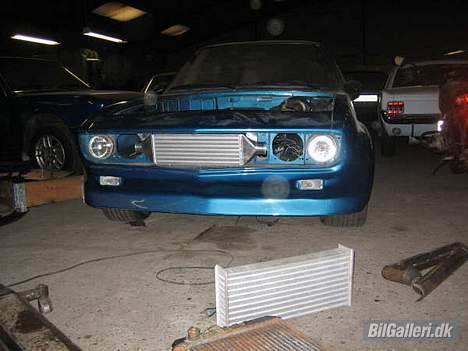 Opel Manta A  - Intercooler monteret i fronten. Der kommer den dog ikke til at sidde. Den kommer ikke til at kunne ses. billede 5