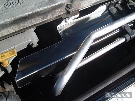 Ford Escort HERSTAL EDITION St - Nyt varmeskjold i børstet rustfri stål billede 15