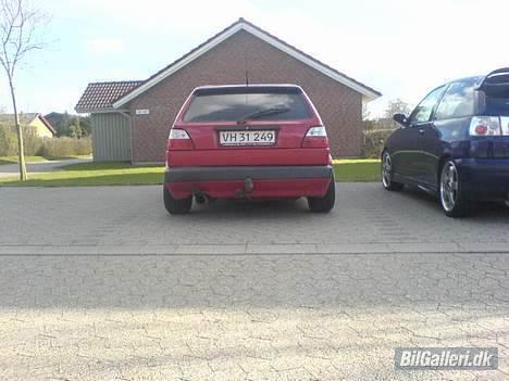 VW golf 2 solgt - holder ved siden af min kammi´s seat, den er også herinde billede 9