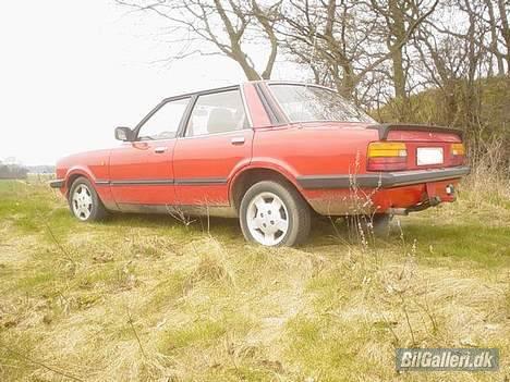 Ford taunus(den røde bisse) - ja den er lide høj bag i billede 4