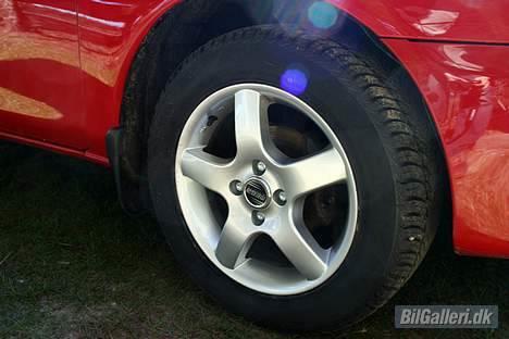 Mazda 323C *solgt* billede 6