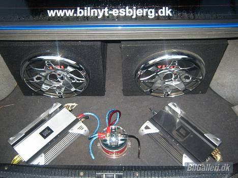 Opel astra f sedan solgt - et lille anlæg billede 6