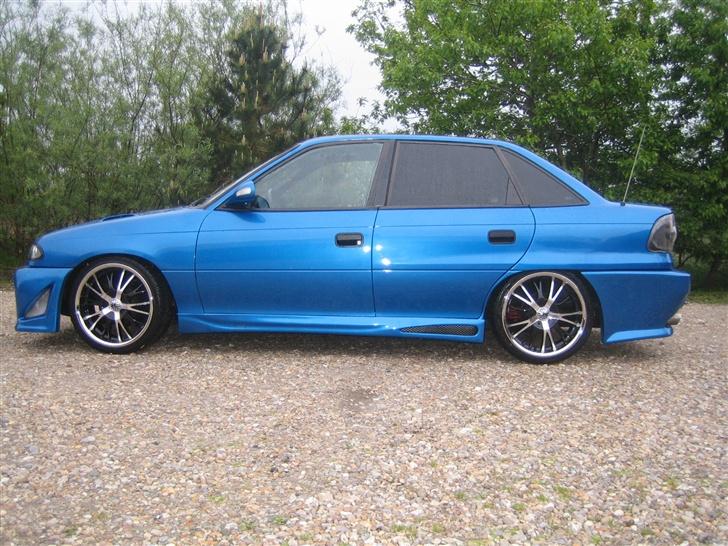 Opel astra f sedan solgt - så er der nye fælge på og den nye undervogn 100/80 mm billede 7