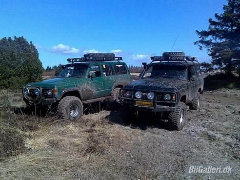 Toyota Landcruiser HJ60 solgt - Søren og jeg i Oksbøl. kanon dag billede 9