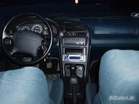 Mazda 323f BA SOLGT billede 5