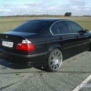 BMW 320i E46     (SOLGT)