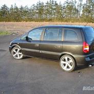 Opel Zafira - *SOLGT*