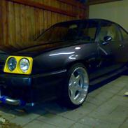 Opel Manta b 2.0E