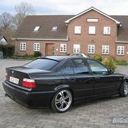 BMW 320i SOLGT