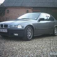 BMW E36 318i