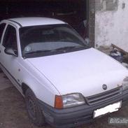 Opel KADETT E solgt