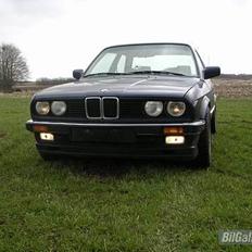 BMW 320i Solgt.