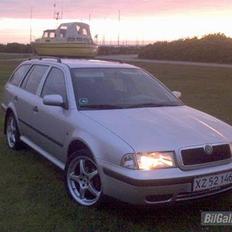 Skoda 1.6 octavia combi "solgt"