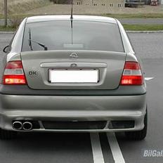Opel vectra b  -efter- solgt!!