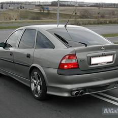 Opel vectra b  -efter- solgt!!