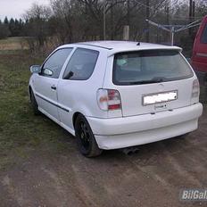 VW Polo 1,3i 6n "solgt"