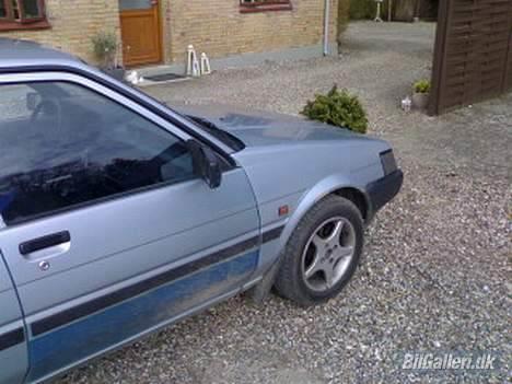 Toyota corolla dx SOLGT billede 3