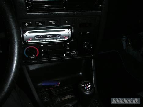 BMW 320i Solgt. billede 6