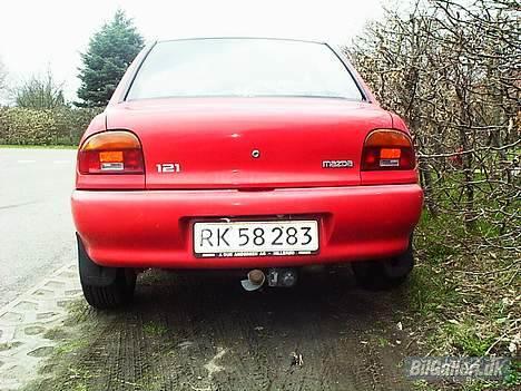 Mazda 121 billede 2