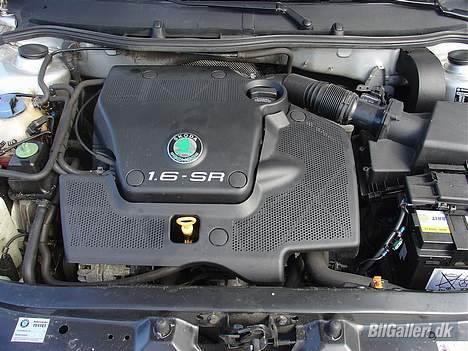 Skoda 1.6 octavia combi "solgt" billede 5