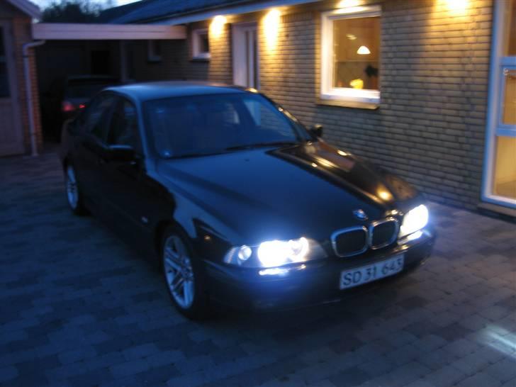 BMW 523i steptronic (solgt) billede 1
