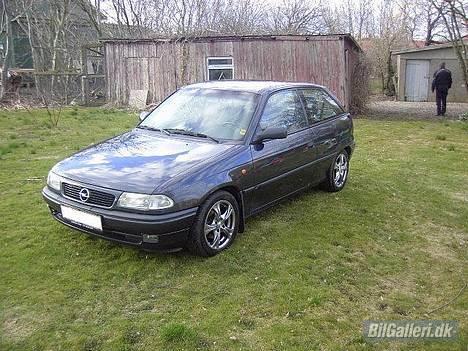 Opel Astra f solgt billede 2