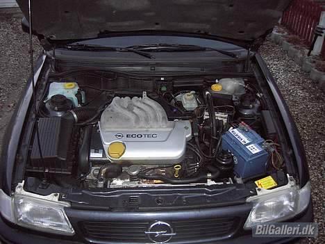 Opel Astra f solgt billede 6