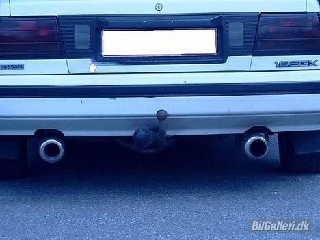 Nissan Sunny (Solgt) - Et lidt mere lidt nærmer, fint skal det være... Skal love for at den kan sige sjove lyde nu. billede 10