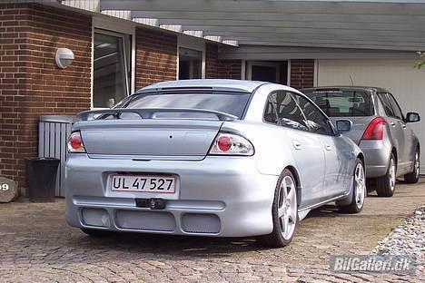 Mazda 323F Ba *SOLGT* - Indspartlet bagskørte billede 3