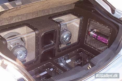 Mazda 323F Ba *SOLGT* - Det tog sin tid at få det bygget! billede 4