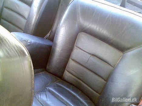 Volvo 142 "Flamin' Moe" - Sort læder billede 5
