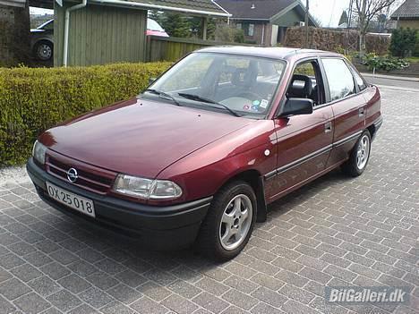 Opel Astra billede 1
