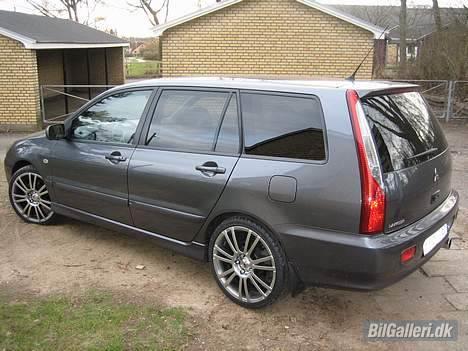 Mitsubishi Lancer 2,0 sport billede 2