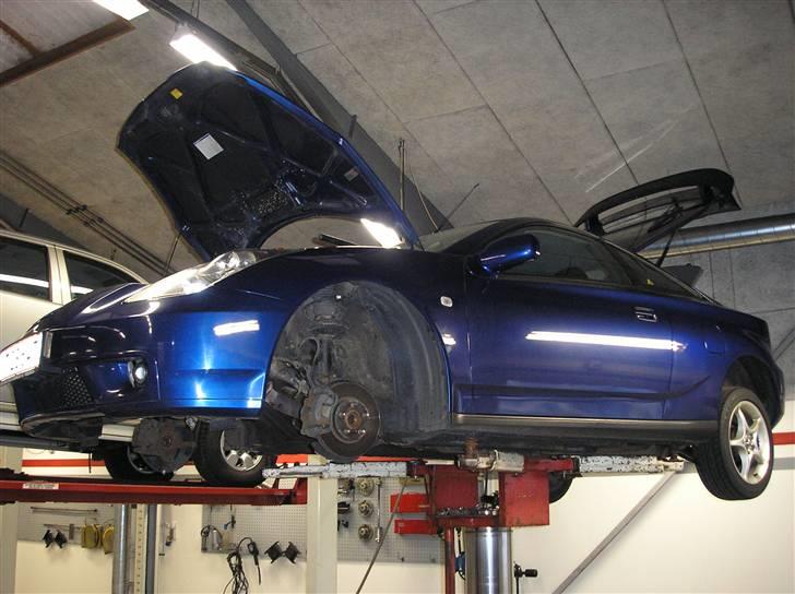 Toyota Celica 1,8 VVT-i - *Solgt* - Bilen får skiftet motor hos Toyota billede 14