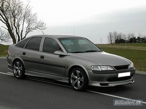 Opel vectra b  -efter- solgt!! billede 1