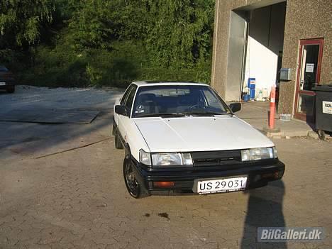 Nissan Sunny Coupé 1.6SLX billede 4