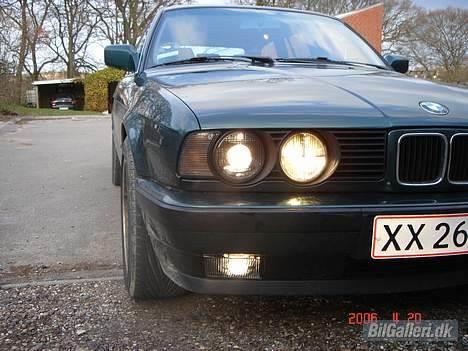 BMW 525i 24v st.car (SOLGT) billede 11