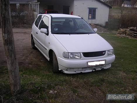 VW Polo 1,3i 6n "solgt" billede 1