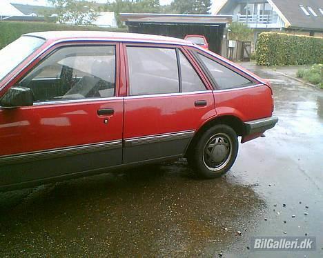 Opel ascona 1,6 SOLGT billede 5
