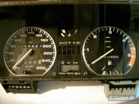 VW Golf II 1,9 TD-I - 260km/t, diesel rpm tælller, og chromeringe.. Det nice!! billede 7