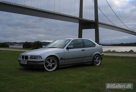 BMW 318 TI  - Desværre DØD!! billede 1