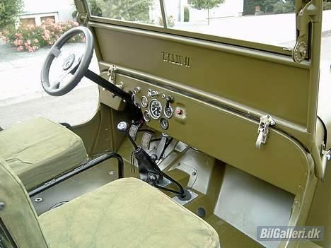 Jeep CJ2A - Desværre ikke det rigtige rat...  billede 5